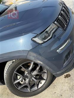 جیپ گراند شیرۆکی